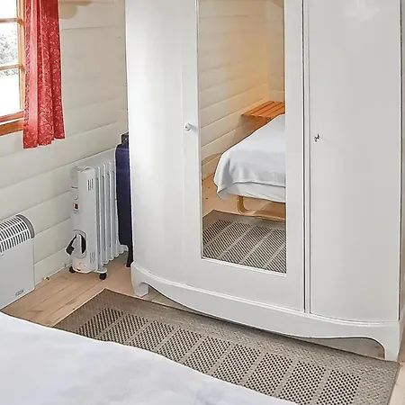 Holiday home 3 Bedroom In Hejls